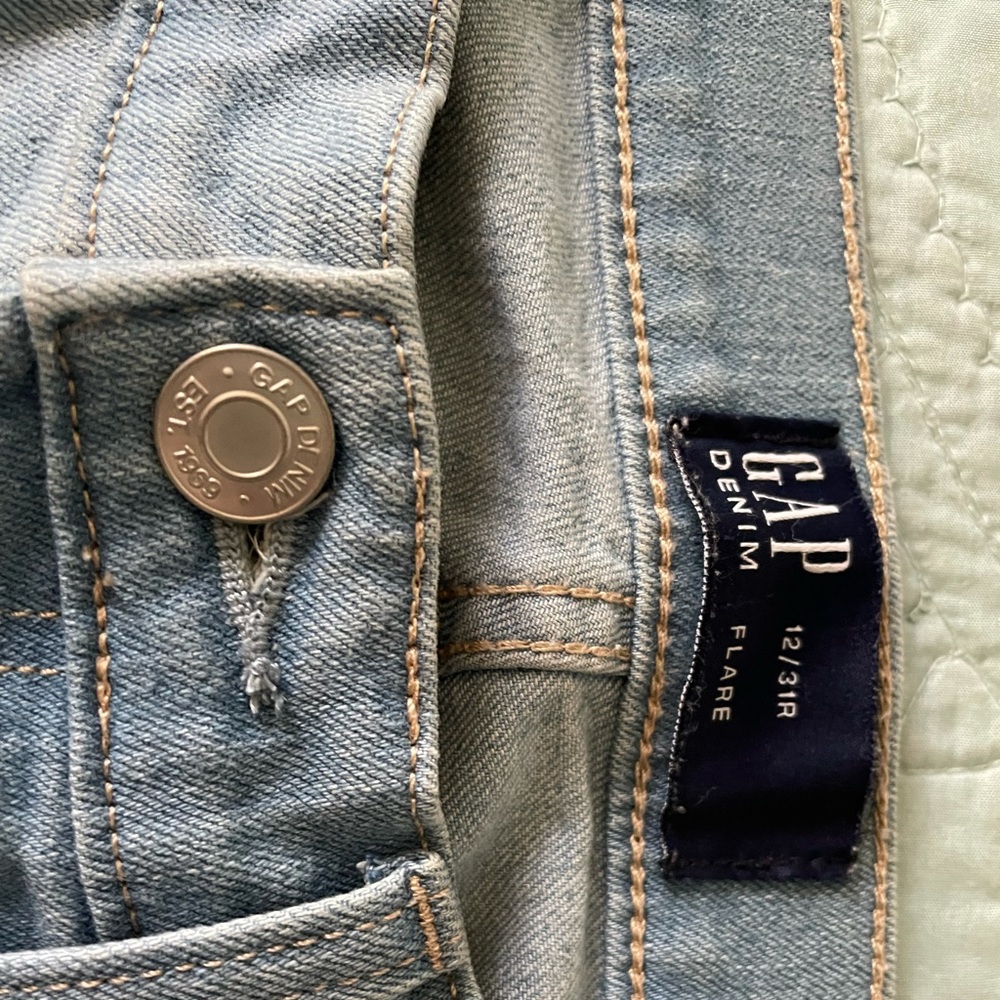 Gap flare jeans- brand new, never worn! Perfect condition